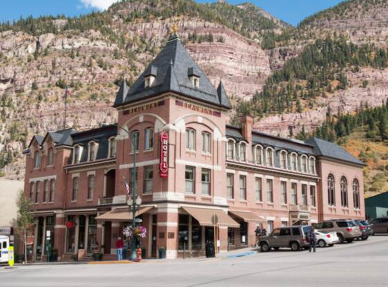 Beaumont Hotel & Spa - Adults Only allows check-in for 18 year-old guests