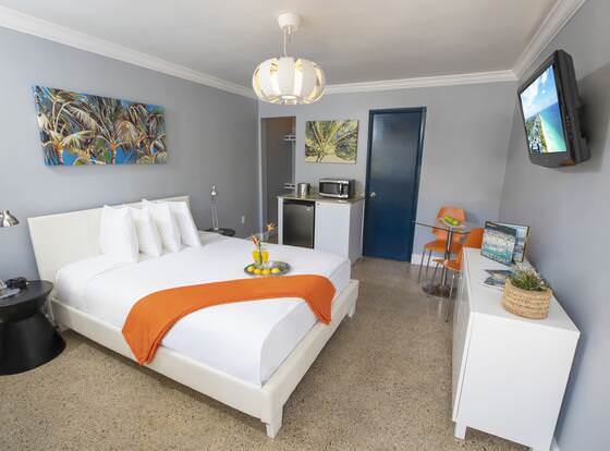 Hollywood Beach Suites, a South Beach Group Hotel allows check-in for 18 year-old guests