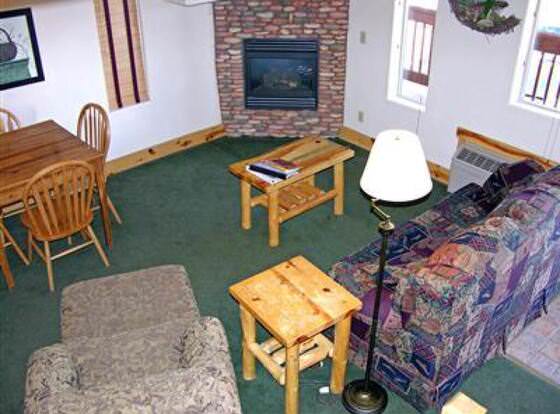 Eagle Fire Lodge & Cabins allows check-in for 18 year-old guests