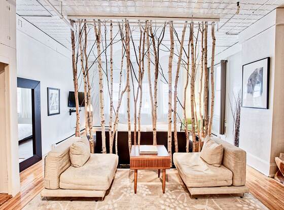 The Haus on Mirror Lake allows check-in for 18 year-old guests