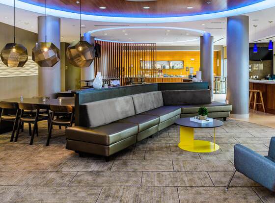 SpringHill Suites Houston NASA/Seabrook allows check-in for 18 year-old guests