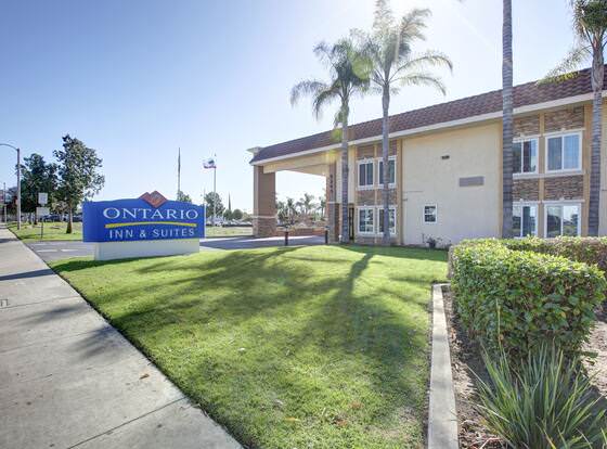 Ontario Inn & Suites allows check-in for 18 year-old guests