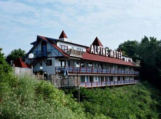 Alpine Lodge & Resort Burkesville allows check-in for 18 year-old guests