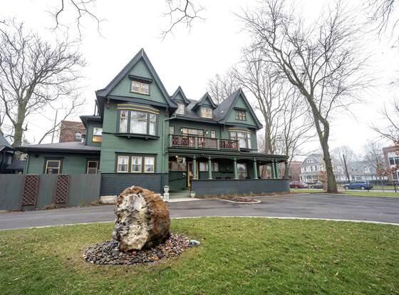 Stone Soup Inn allows check-in for 18 year-old guests