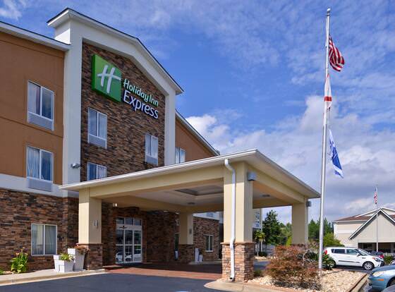 Holiday Inn Express Montgomery - East I-85, an IHG Hotel allows check-in for 18 year-old guests