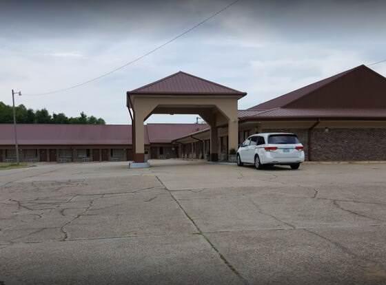 Claridge Inn allows check-in for 18 year-old guests