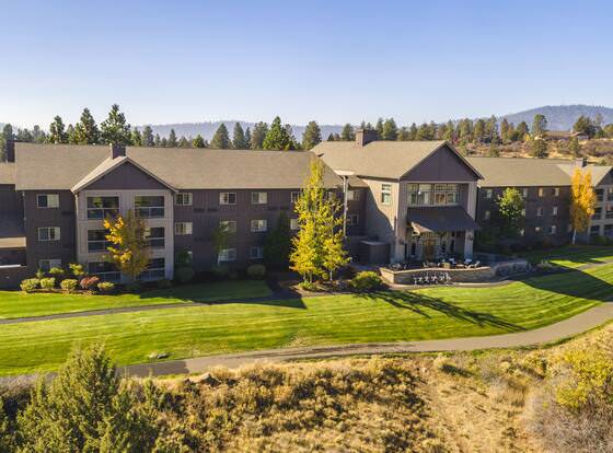 Running Y Ranch Resort allows check-in for 18 year-old guests