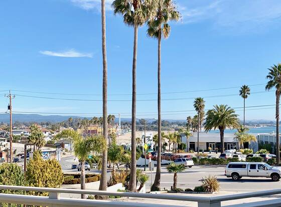 Seaway Inn allows check-in for 18 year-old guests