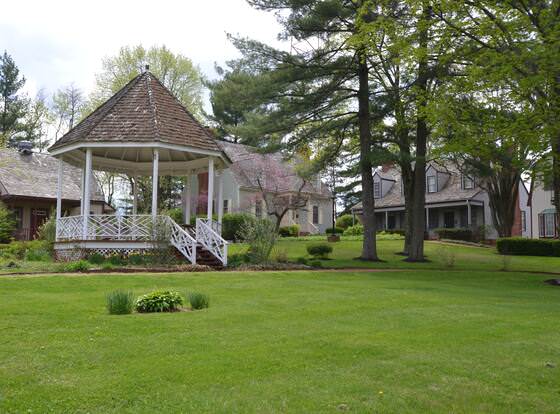 Century Suites Hotel allows check-in for 18 year-old guests