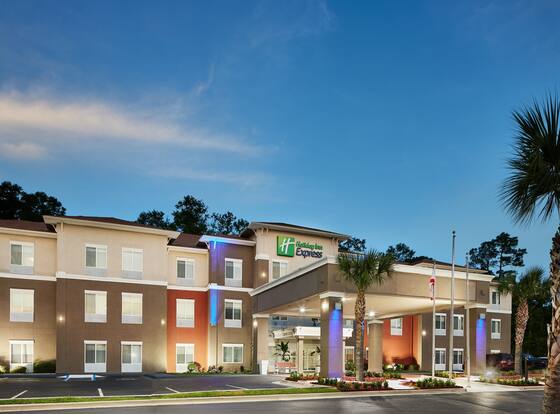 Holiday Inn Express & Suites Bonifay, an IHG Hotel allows check-in for 18 year-old guests