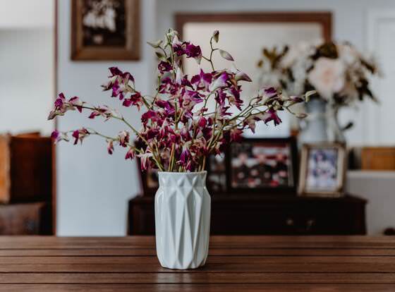 Square Inn allows check-in for 18 year-old guests