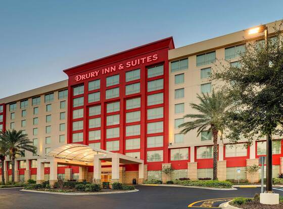 Drury Inn & Suites near Universal Orlando Resort allows check-in for 18 year-old guests
