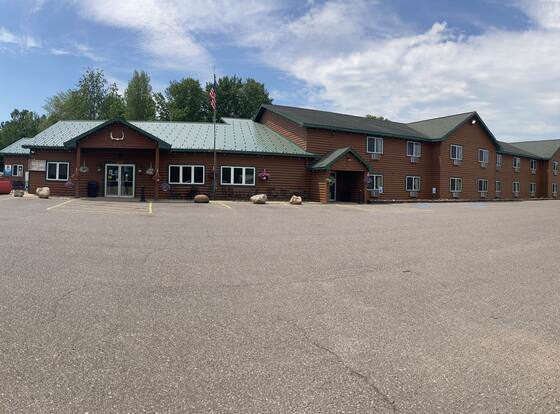 White Pine Lodge allows check-in for 18 year-old guests