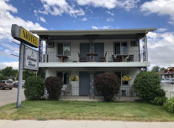 Mansion House Motel allows check-in for 18 year-old guests