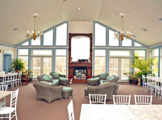 Battlefield Bed & Breakfast Inn allows check-in for 18 year-old guests