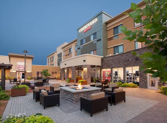 Courtyard Mankato Marriott allows check-in for 18 year-old guests