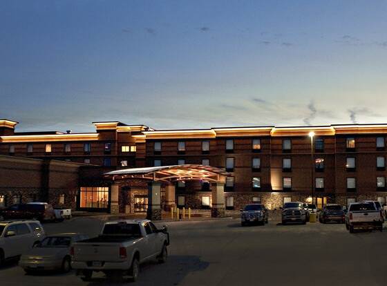 Astoria Hotel and Event Center allows check-in for 18 year-old guests