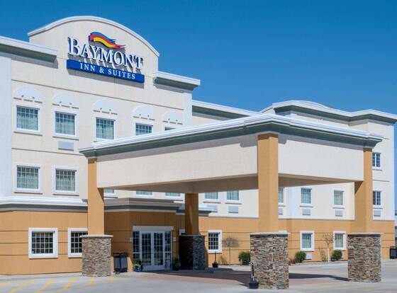Baymont by Wyndham Minot allows check-in for 18 year-old guests