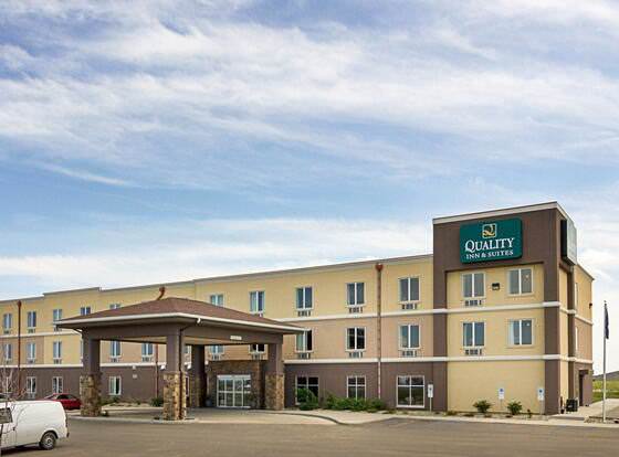 Quality Inn & Suites allows check-in for 18 year-old guests