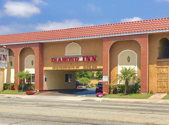 Diamond Inn allows check-in for 18 year-old guests