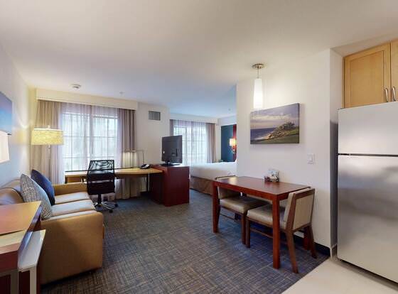 Residence Inn San Diego Del Mar allows check-in for 18 year-old guests