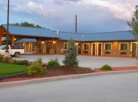 BackCountry Inn allows check-in for 18 year-old guests