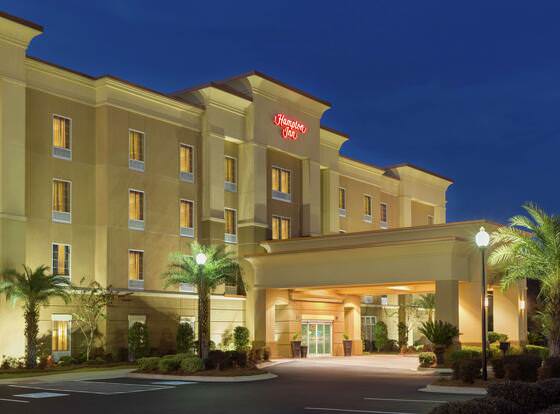 Hampton Inn Statesboro allows check-in for 18 year-old guests