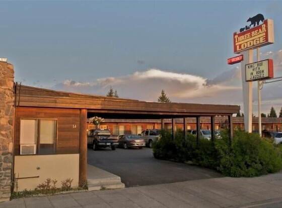 Three Bear Lodge allows check-in for 18 year-old guests