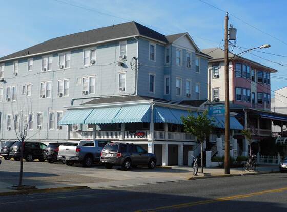 Ocean Breeze Hotel allows check-in for 18 year-old guests