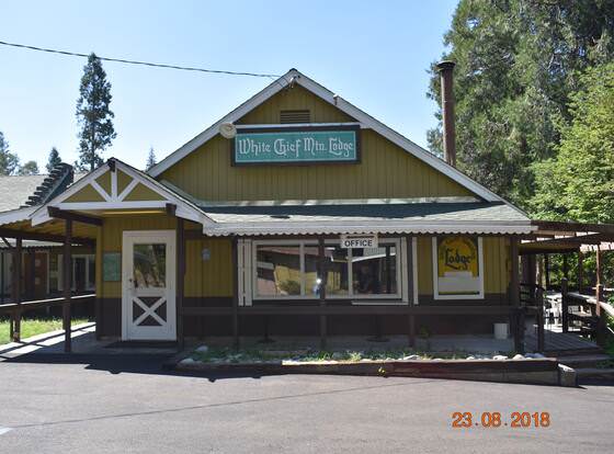 White Chief Mountain Lodge allows check-in for 18 year-old guests