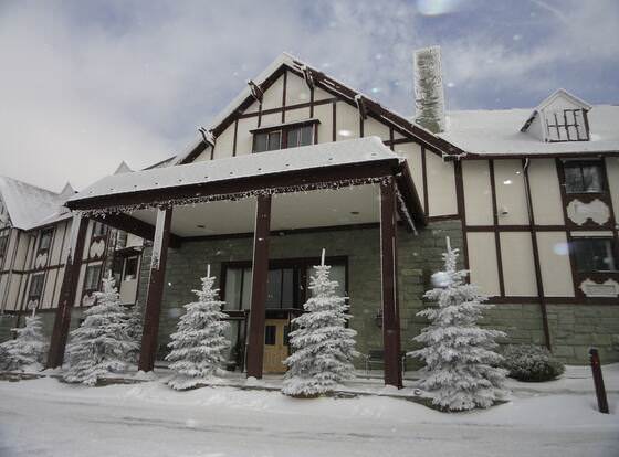 4 Seasons at Beech Mountain allows check-in for 18 year-old guests