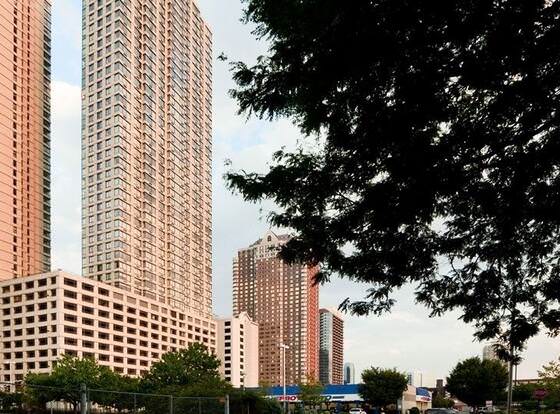 Luxy Suites Washington allows check-in for 18 year-old guests