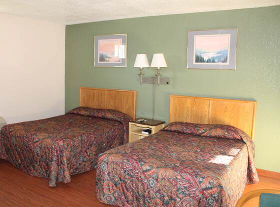 American Motor Inn allows check-in for 18 year-old guests