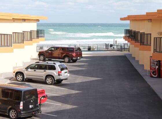 Grand Prix Motel on the Beach allows check-in for 18 year-old guests
