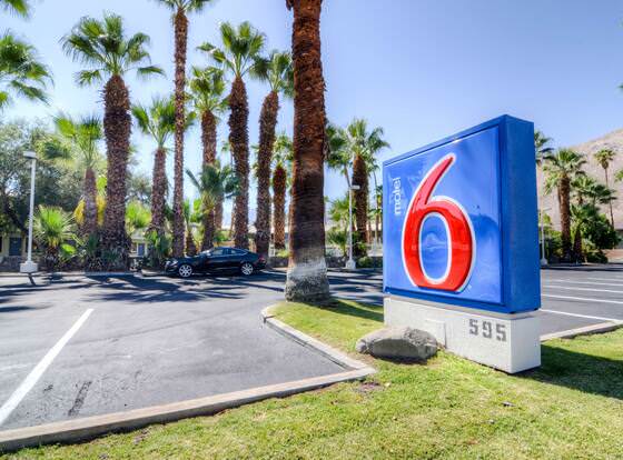 Motel 6 Palm Springs, CA - East - Palm Canyon allows check-in for 18 year-old guests