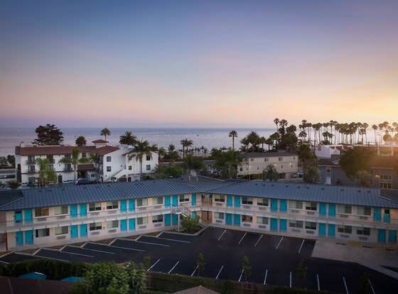 Motel 6 Santa Barbara, CA - Beach allows check-in for 18 year-old guests