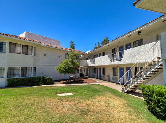 Motel 6 San Dimas, CA - Los Angeles allows check-in for 18 year-old guests