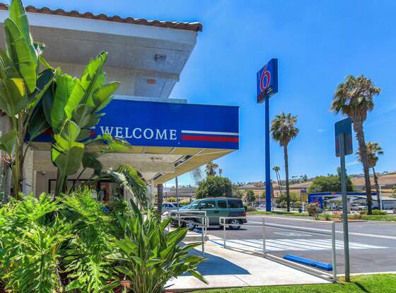 Motel 6 Pomona, CA - Los Angeles allows check-in for 18 year-old guests