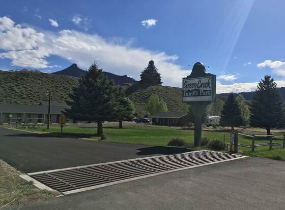 Green Creek Inn and RV Park allows check-in for 18 year-old guests