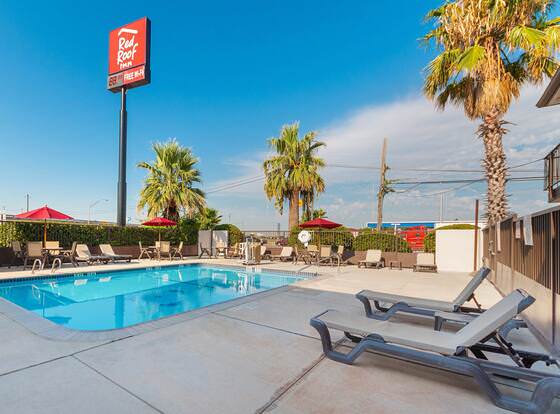 Red Roof Inn San Antonio E - near AT&T Center allows check-in for 18 year-old guests