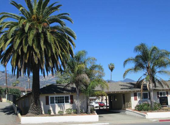 Town and Country Inn allows check-in for 18 year-old guests