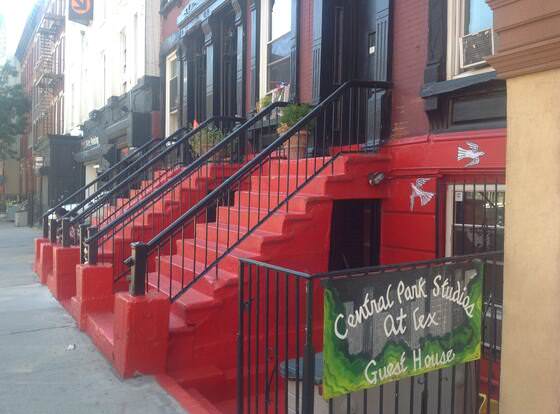 Central Park Studios at Lex allows check-in for 18 year-old guests