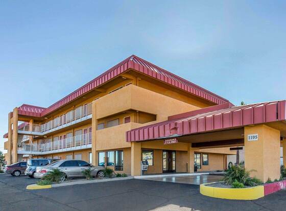 Quality Inn allows check-in for 18 year-old guests