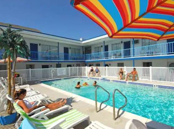 White Caps Motel allows check-in for 18 year-old guests