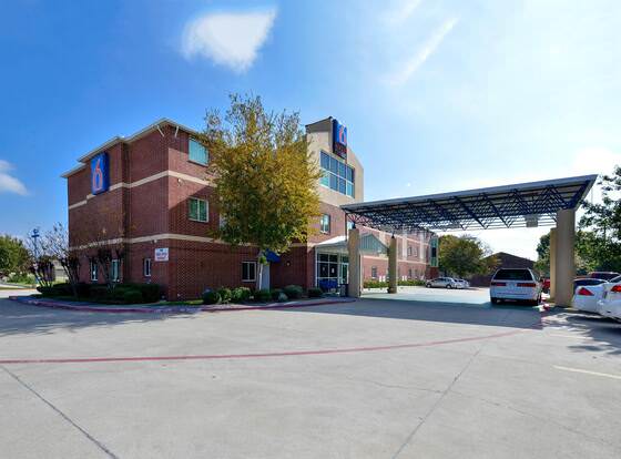 Motel 6 McKinney, TX - North allows check-in for 18 year-old guests