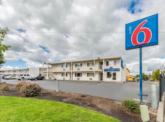 Motel 6 Beaverton, OR allows check-in for 18 year-old guests