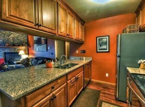 The Pines by Retreatia allows check-in for 18 year-old guests