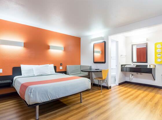 Motel 6 Riverside, CA - UCR East allows check-in for 18 year-old guests