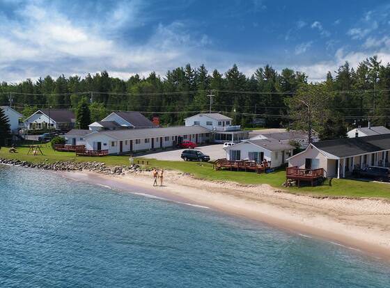 Bell's Melody Motel allows check-in for 18 year-old guests