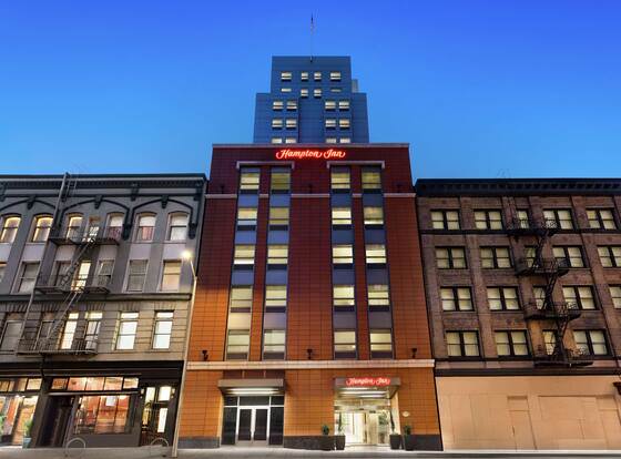 Hampton Inn San Francisco Downtown/Convention Center allows check-in for 18 year-old guests